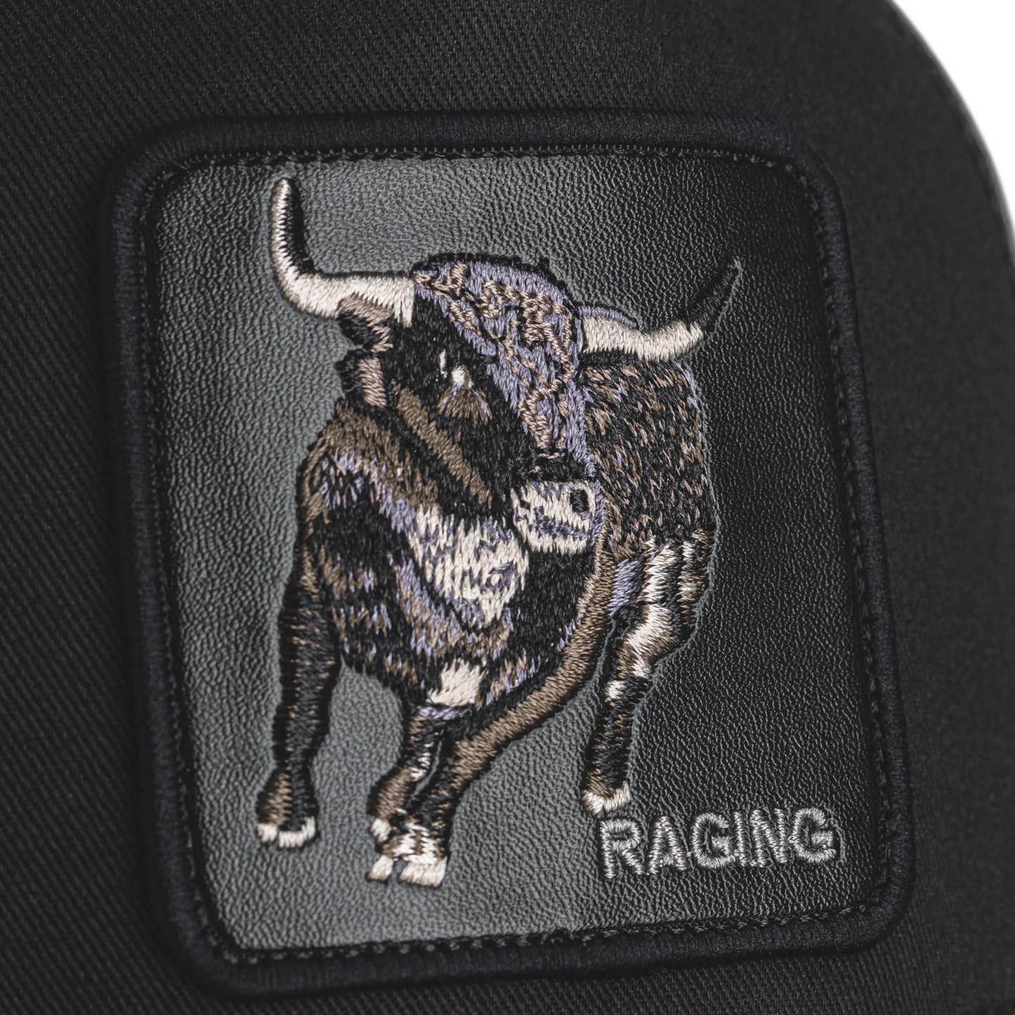 GORRA TRUCKER TORO "RAGING" - NEGRO - GOORIN BROS THE FARM ANIMALS | 101-2535