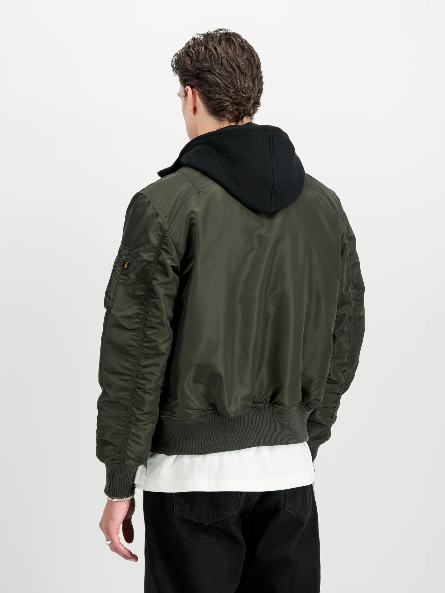 MA-1 BOMBER "MA-1 D-TEC HOOD" - NEGRO OLIVA - ALPHA INDUSTRIES | 183110
