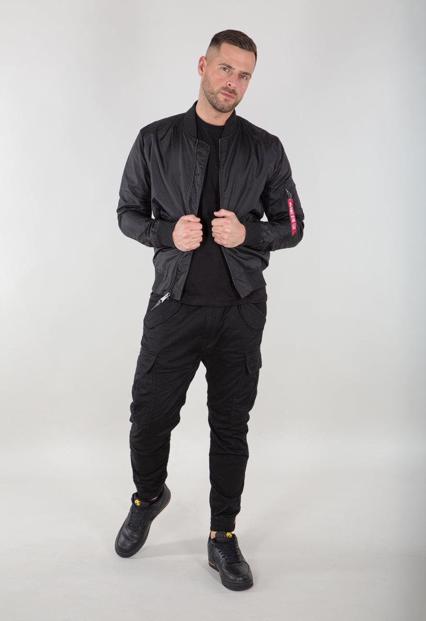 CHAQUETA BOMBER FINA "MA-1 TT" - NEGRO - ALPHA INDUSTRIES | 191103