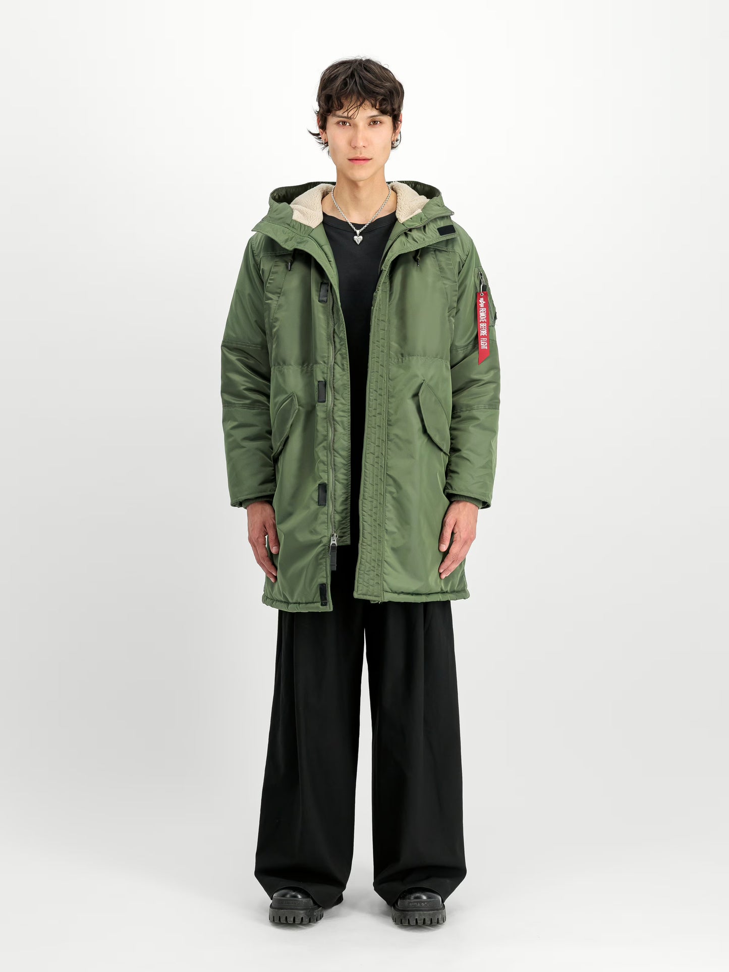 CHAQUETA PARKA "STUDIO FIELD PARKA WINTER" - VERDE MILITAR - ALPHA INDUSTRIES | 258119