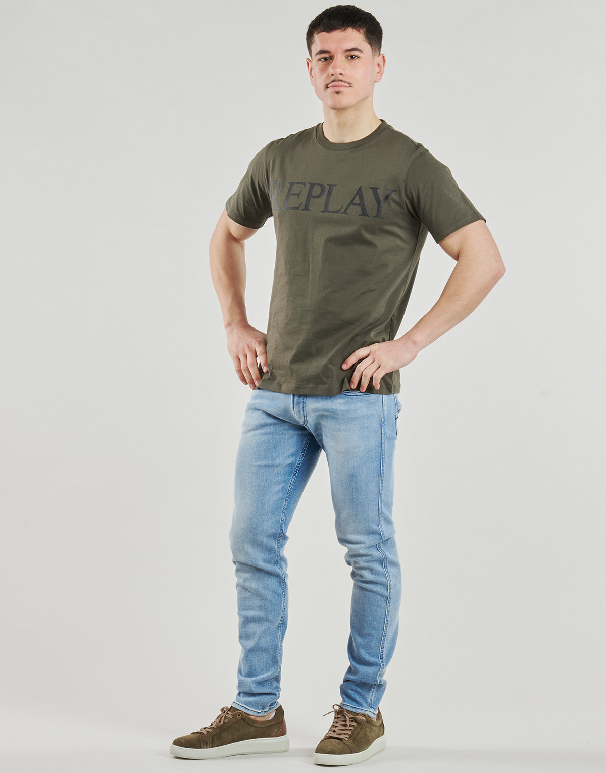 CAMISETA BÁSICA LOGO - VERDE - REPLAY | M3099.000.2660