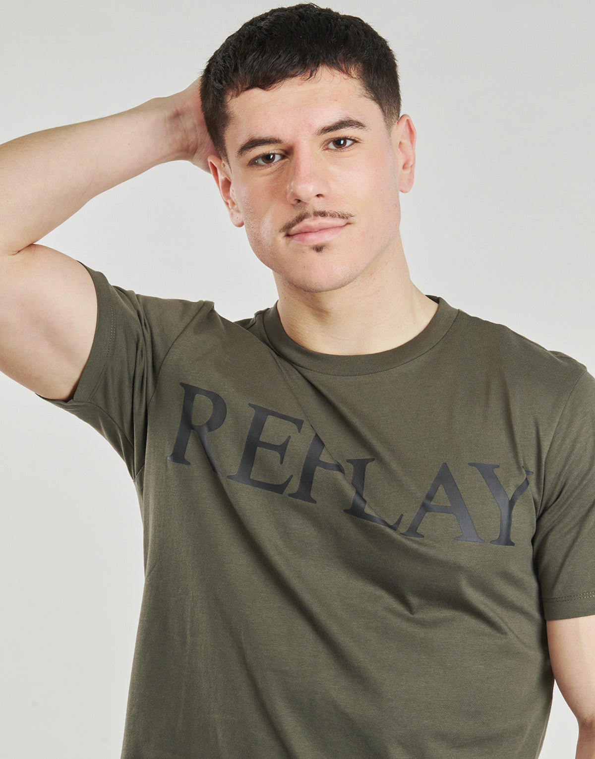 CAMISETA BÁSICA LOGO - VERDE - REPLAY | M3099.000.2660