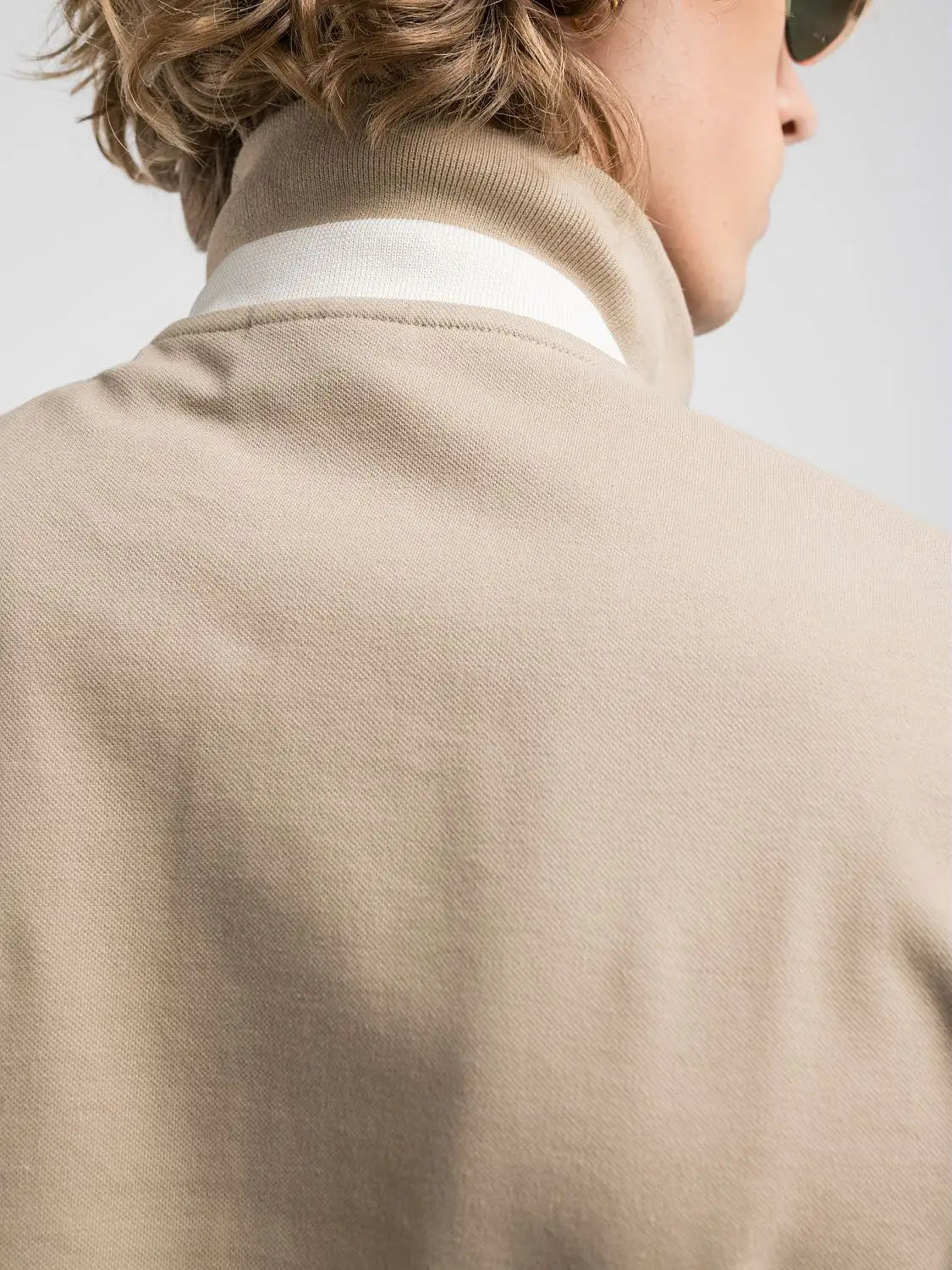 POLO CON TAPETA EN CONTRASTE - BEIGE - REPLAY | M3007.000.20623