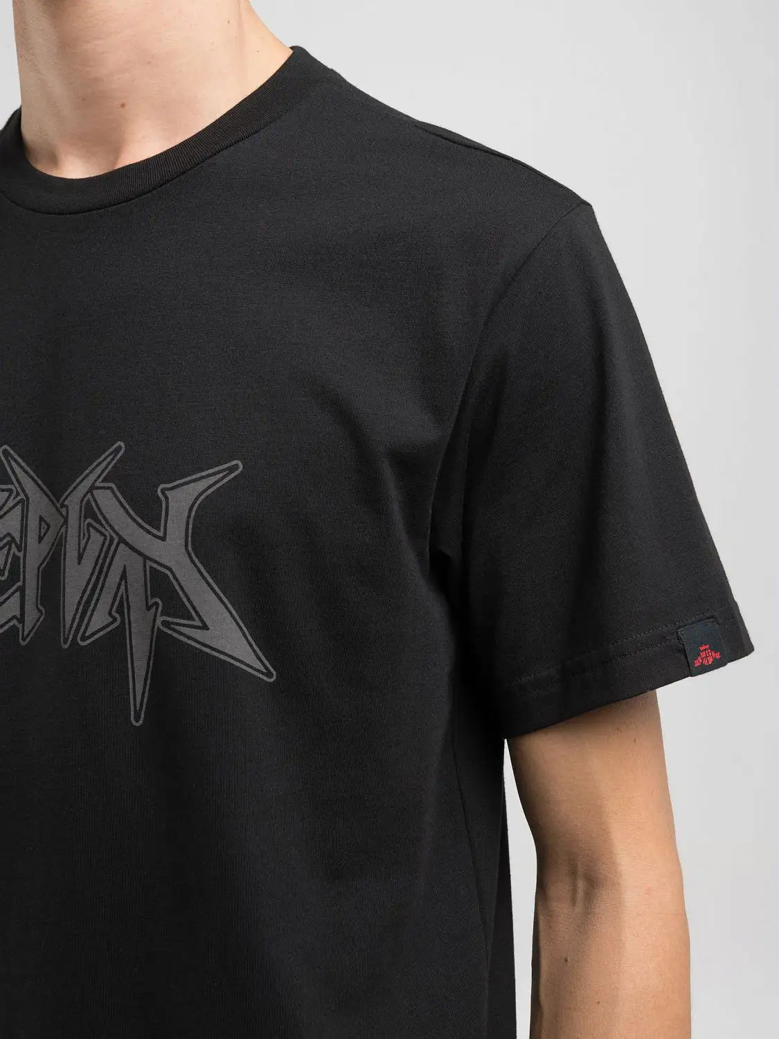 CAMISETA CON LETRAS GRAFITI - NEGRO - REPLAY | M3056.000.2660
