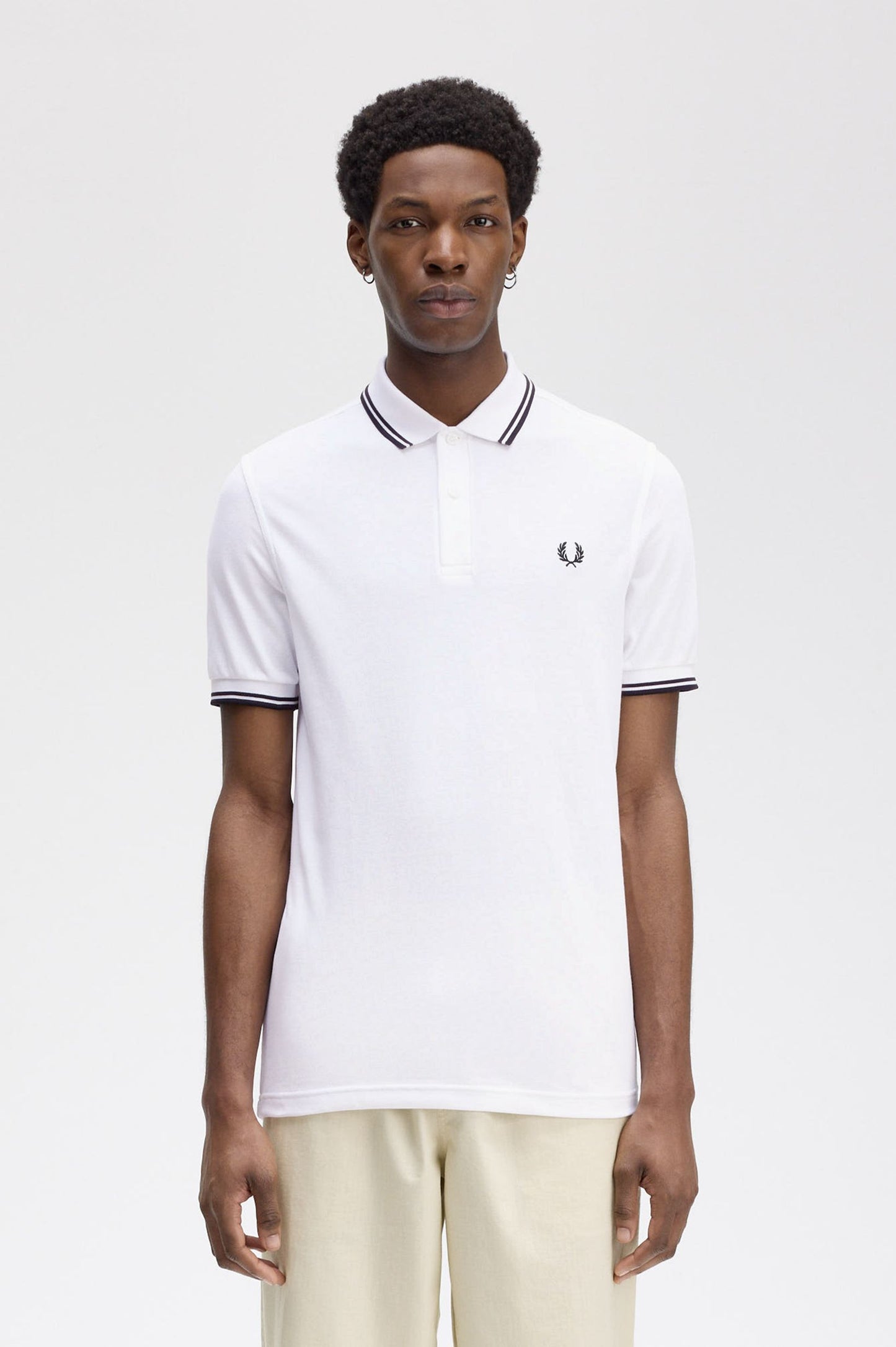 POLO RIBETE CON DOS FRANJAS - BLANCO - FRED PERRY | M3600 200