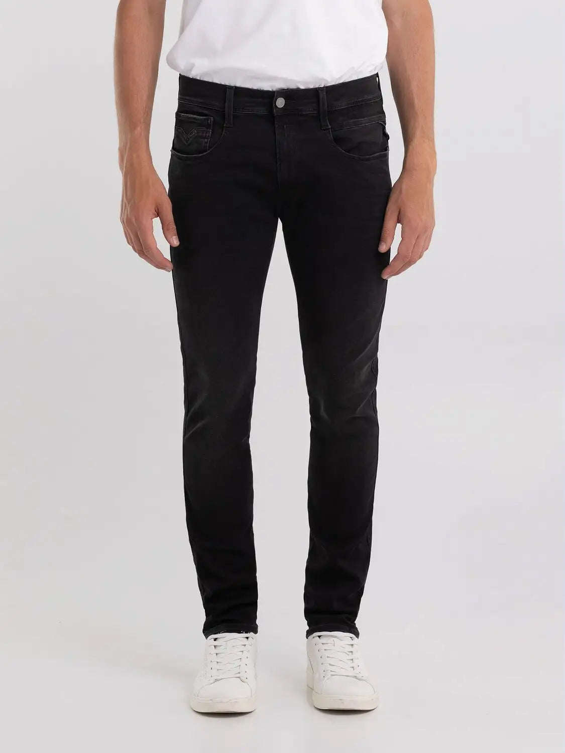 PANTALÓN VAQUERO AJUSTADO SLIM FIT ANBASS HYPERFLEX - NEGRO - REPLAY | M914.000.661.E01