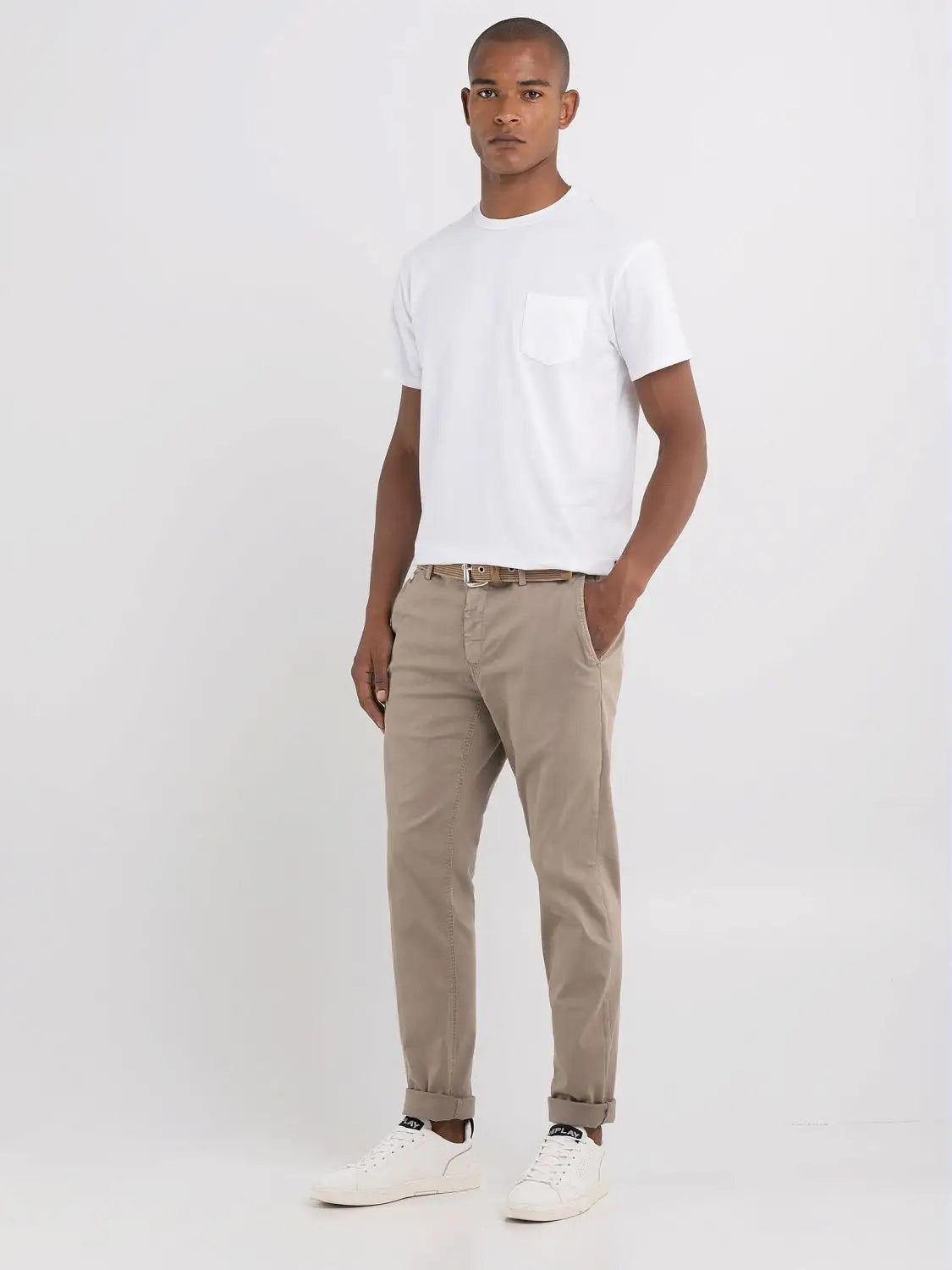 PANTALÓN VAQUERO CHINO REGULAR FIT BENNI HYPERFLEX - BEIGE - REPLAY | M9722A.000.8366197