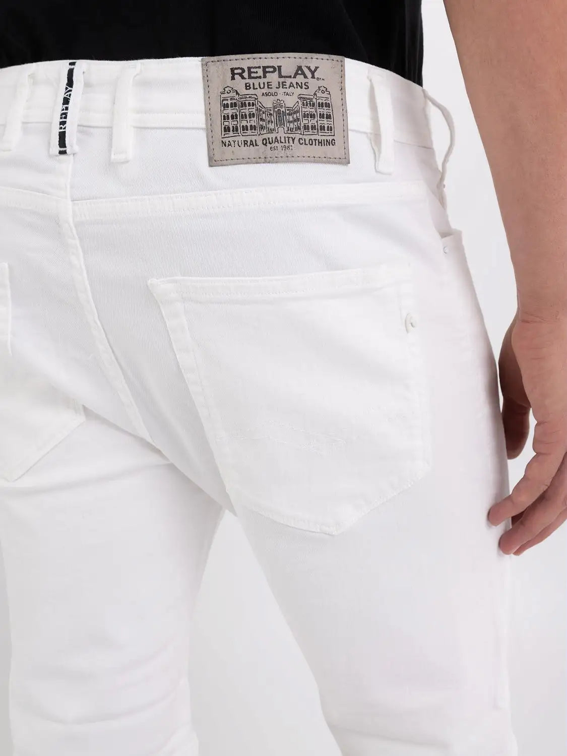 PANTALONES CORTOS VAQUEROS TAPERED - BLANCO - REPLAY