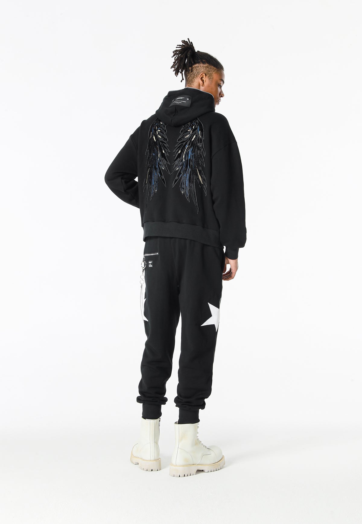 SUDADERA CREMALLERA "STARS" - BLACK - WINGS CAPSULE MOD WAVE MOVEMENT | MW093060844