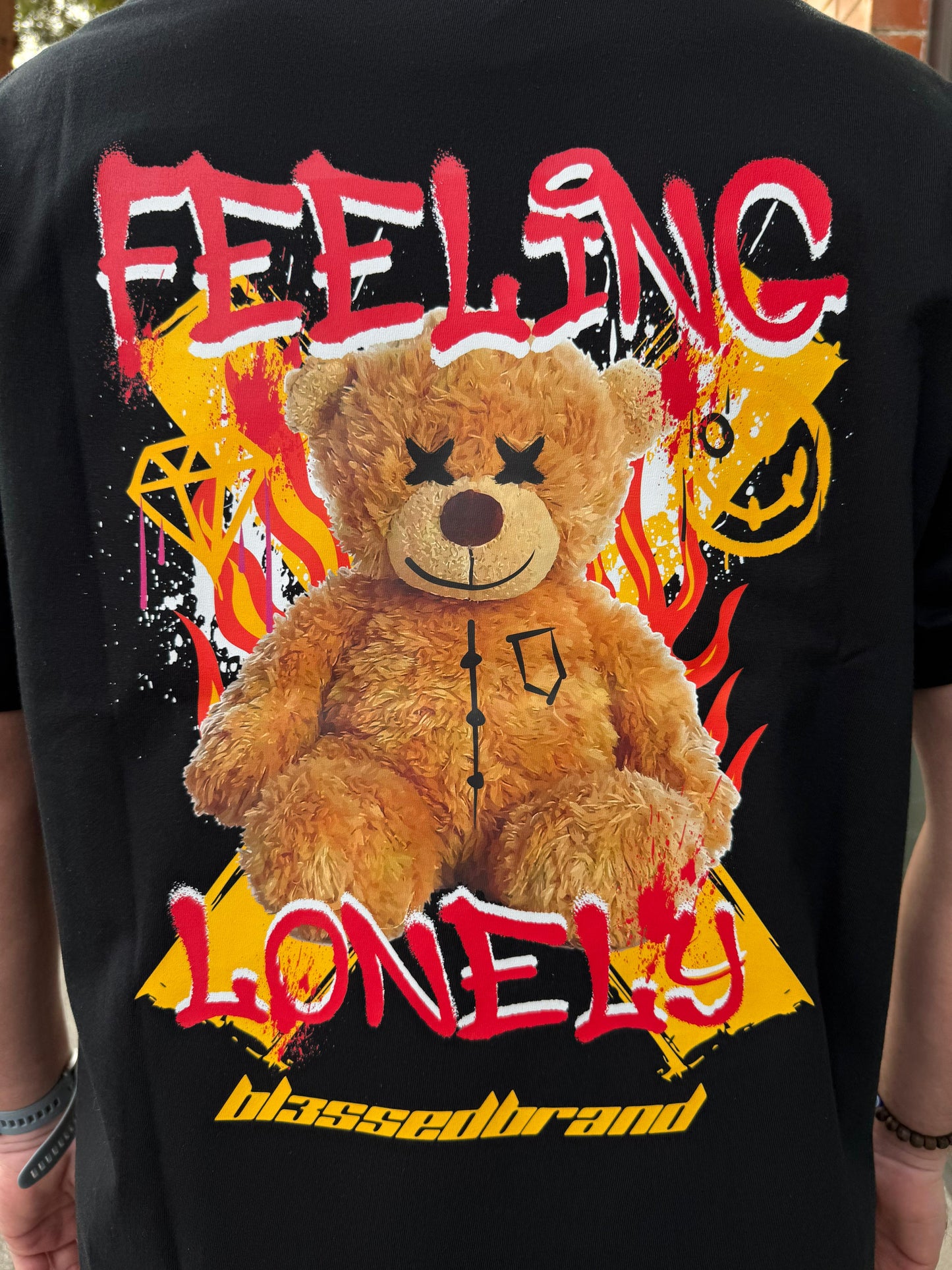 CAMISETA "FEELING LONELY" - NEGRO - BLESSED BRAND