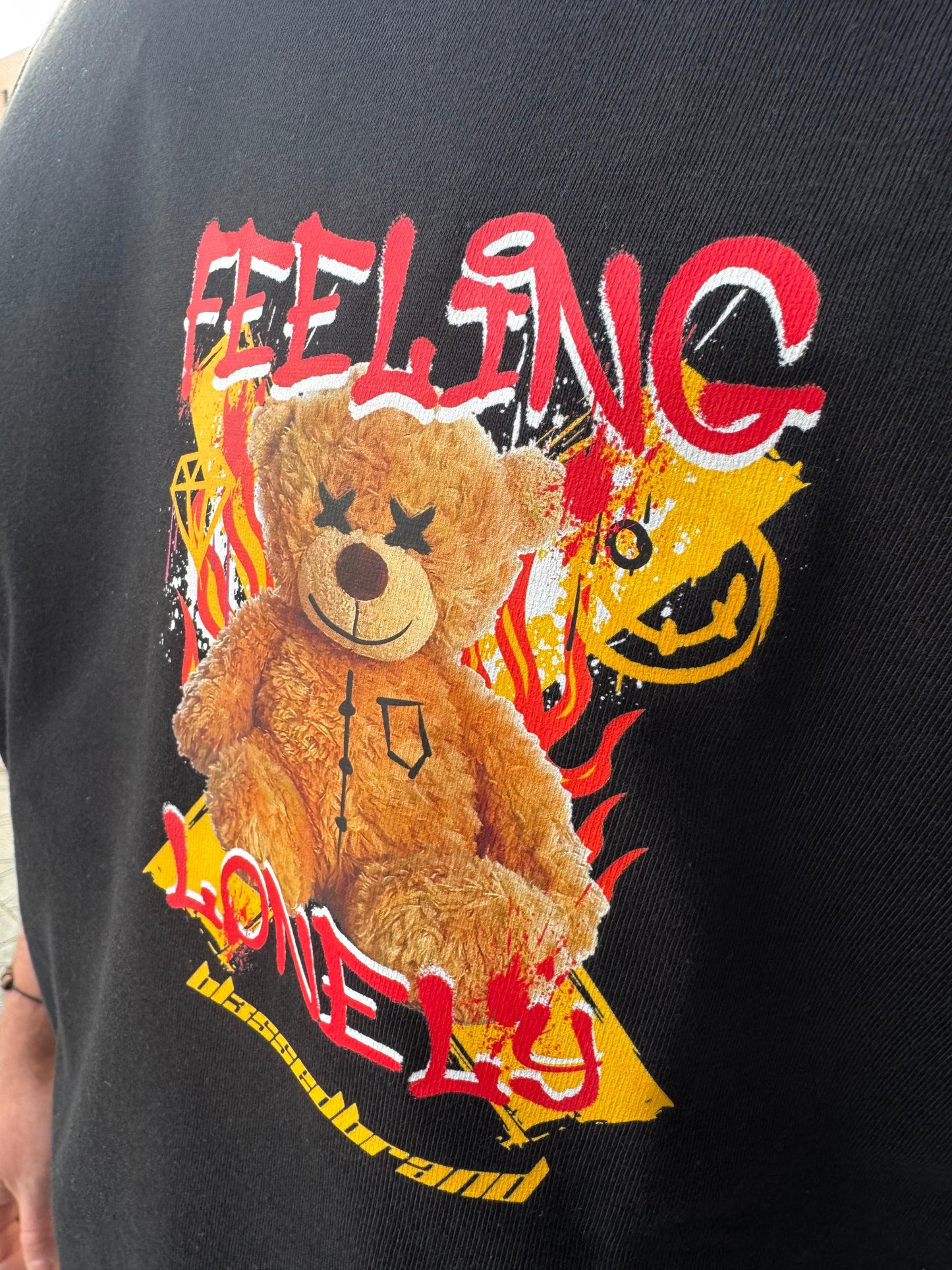 CAMISETA "FEELING LONELY" - NEGRO - BLESSED BRAND