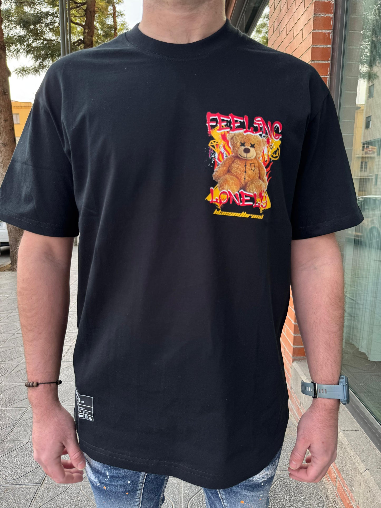 CAMISETA "FEELING LONELY" - NEGRO - BLESSED BRAND