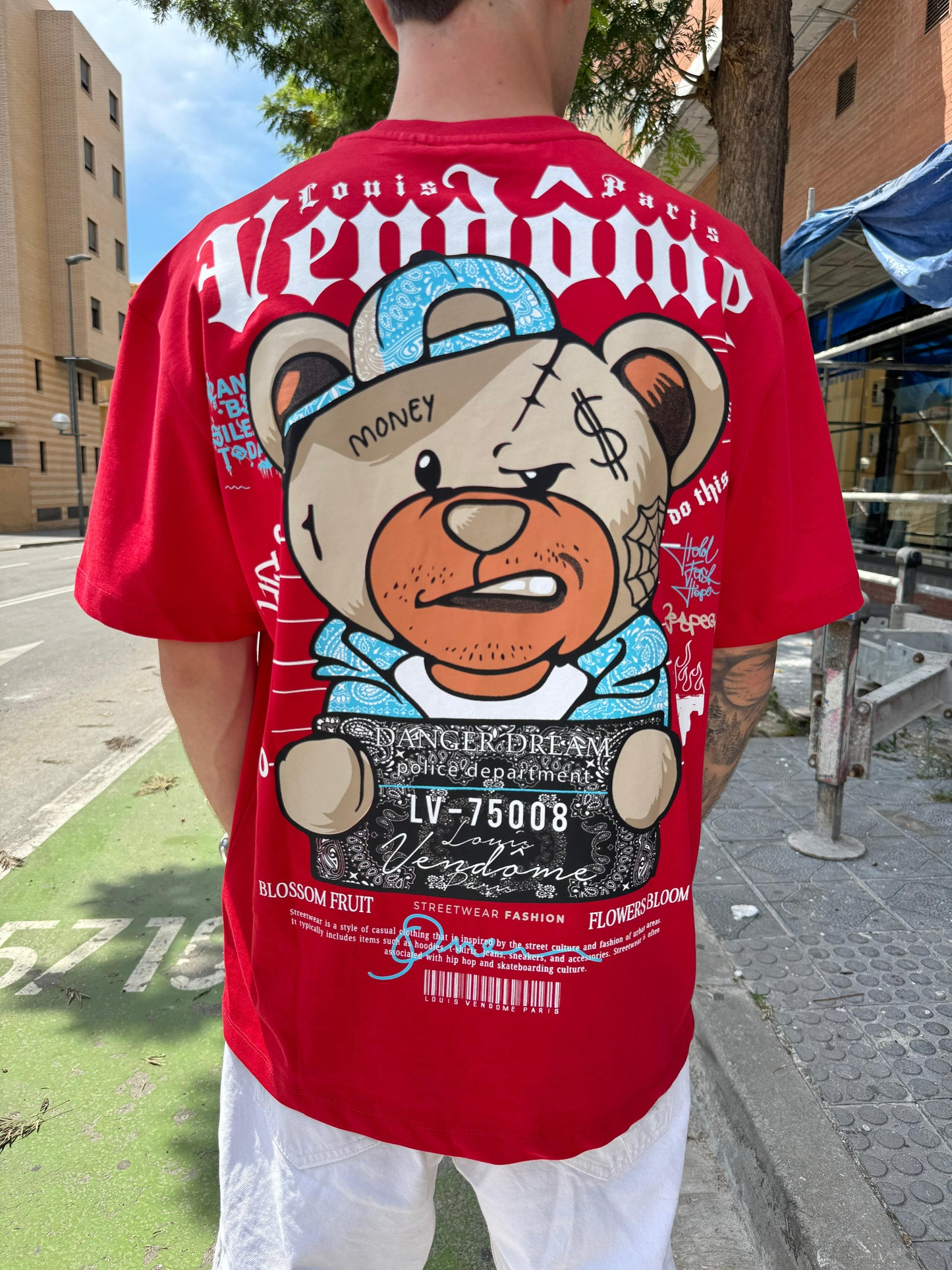 CAMISETA "DANGER DREAM" - ROJO - LOUIS VENDOME PARIS | LV L80