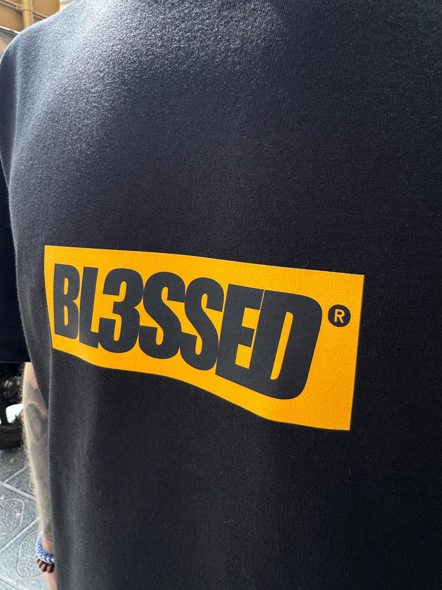 CAMISETA "INFLUENCER BART" - NEGRO - BLESSED BRAND