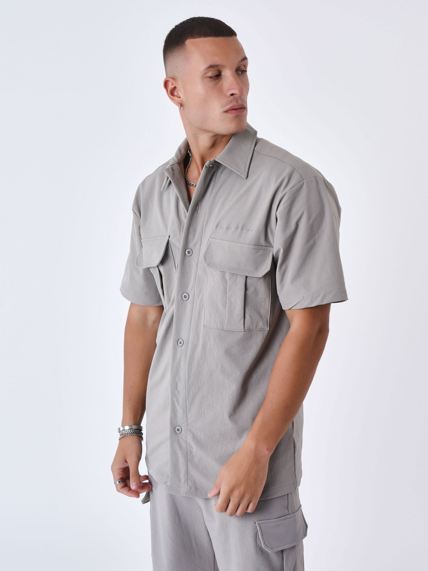 CAMISA DE MANGA CORTA CON TEXTURA ESTILO CARGO - TOPO - PROJECT X PARIS | 2310034_TP