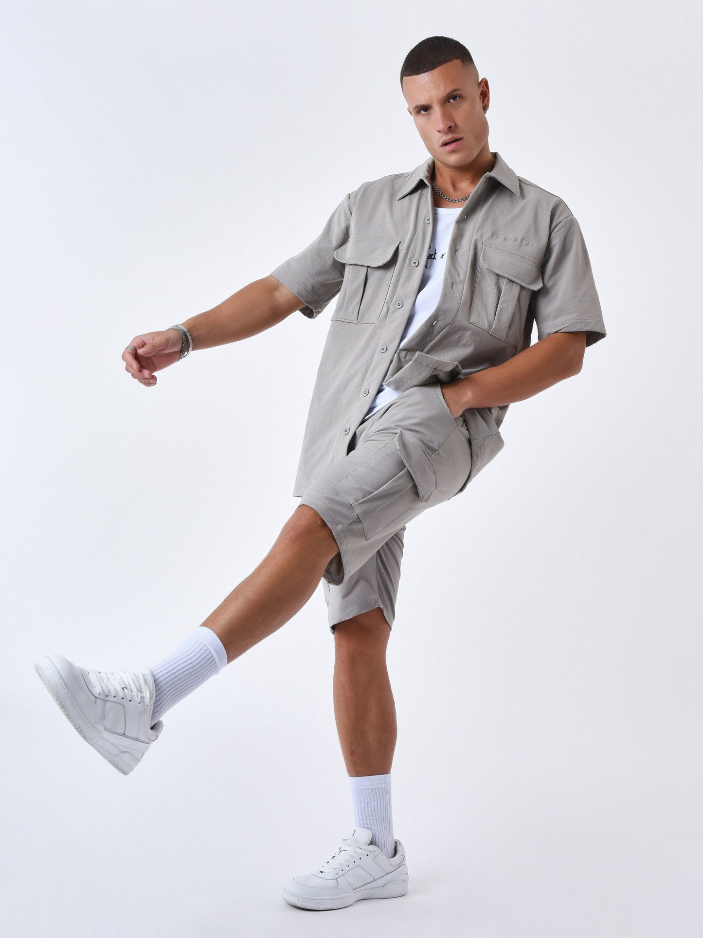 CAMISA DE MANGA CORTA CON TEXTURA ESTILO CARGO - TOPO - PROJECT X PARIS | 2310034_TP