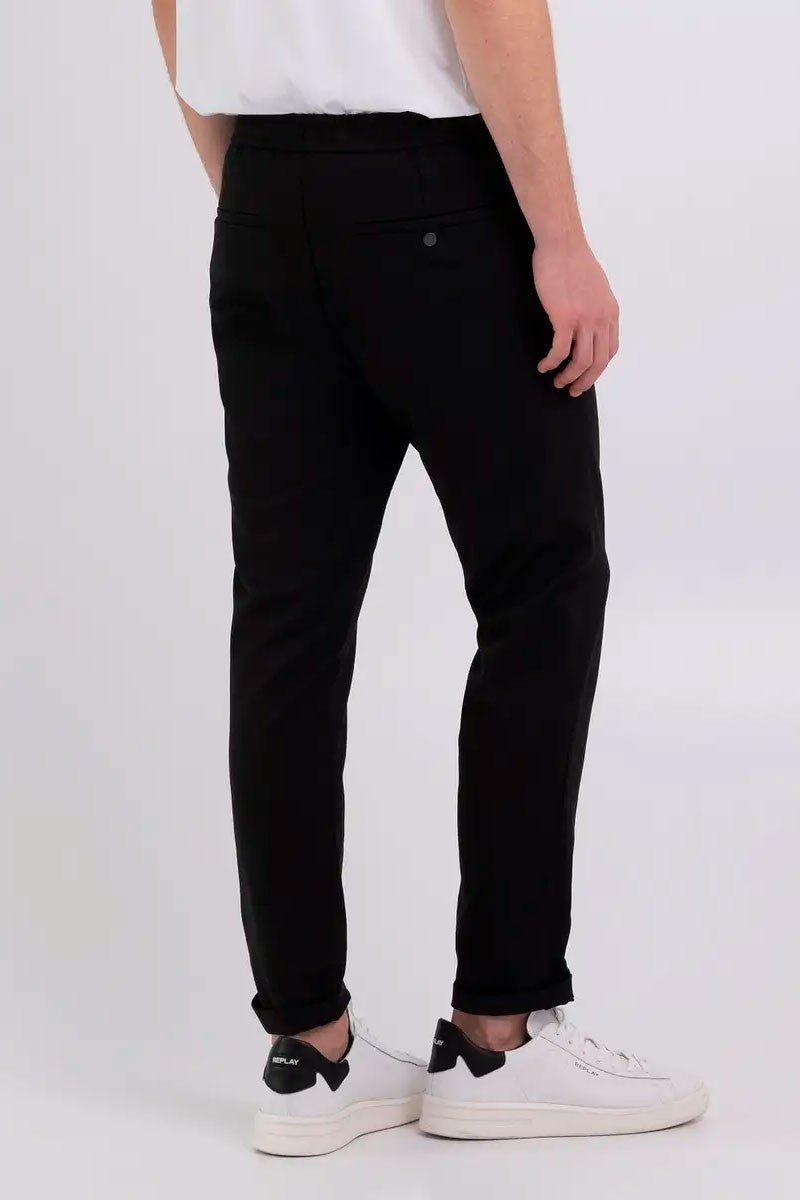 PANTALÓN CHINO SLIM FIT CINTURA ELÁSTICA - NEGRO - REPLAY | M9953.000.84617