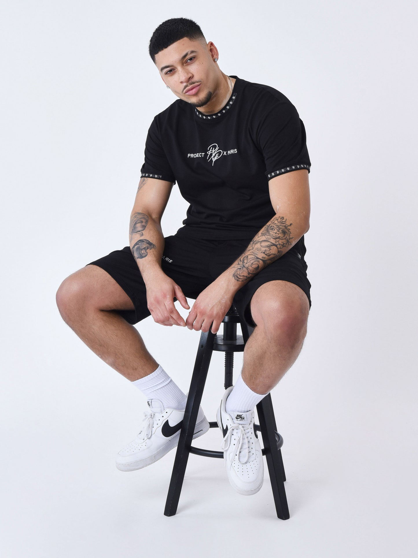 CAMISETA BRAZALETE CON LOGO BORDADO - NEGRO - PROJECT X PARIS | 2210218