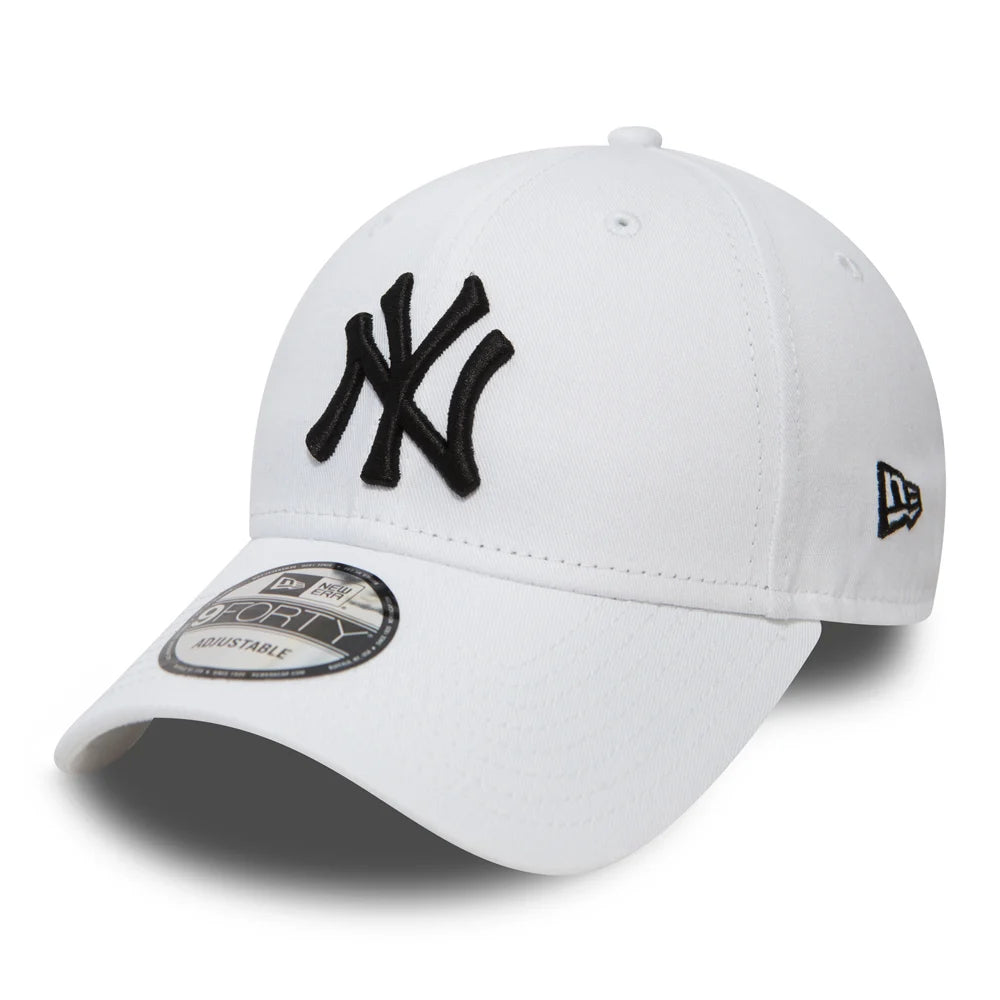 GORRA "NEW YORK YANKEES" LEAGUE ESSENTIAL 9FORTY - BLANCO/NEGRO - NEW ERA | 10745455