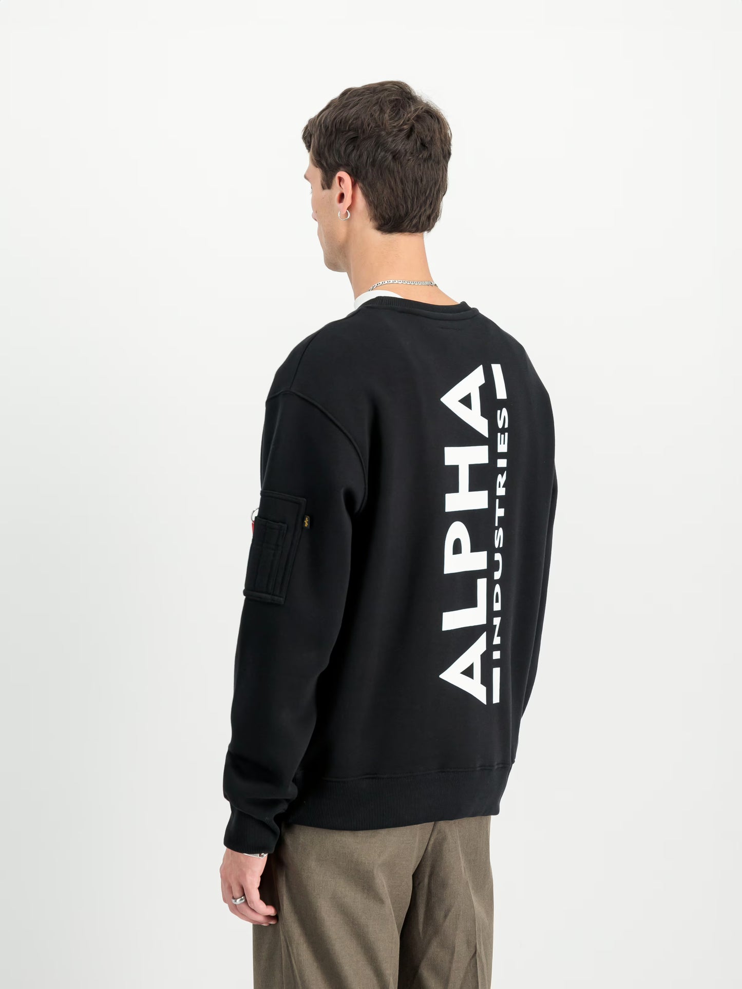SUDADERA "BACKPRINT SWEATSHIRT" - NEGRO - ALPHA INDUSTRIES | 128305