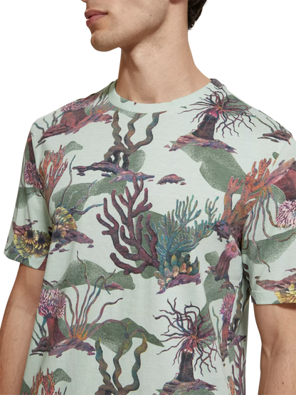 CAMISETA CON ESTAMPADO INTEGRAL "OCÉANO" - MULTICOLOR - SCOTCH & SODA | 177101-7206