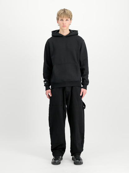 SUDADERA CAPUCHA "LABEL BACKPRINT" - NEGRO - ALPHA INDUSTRIES | 258333-03