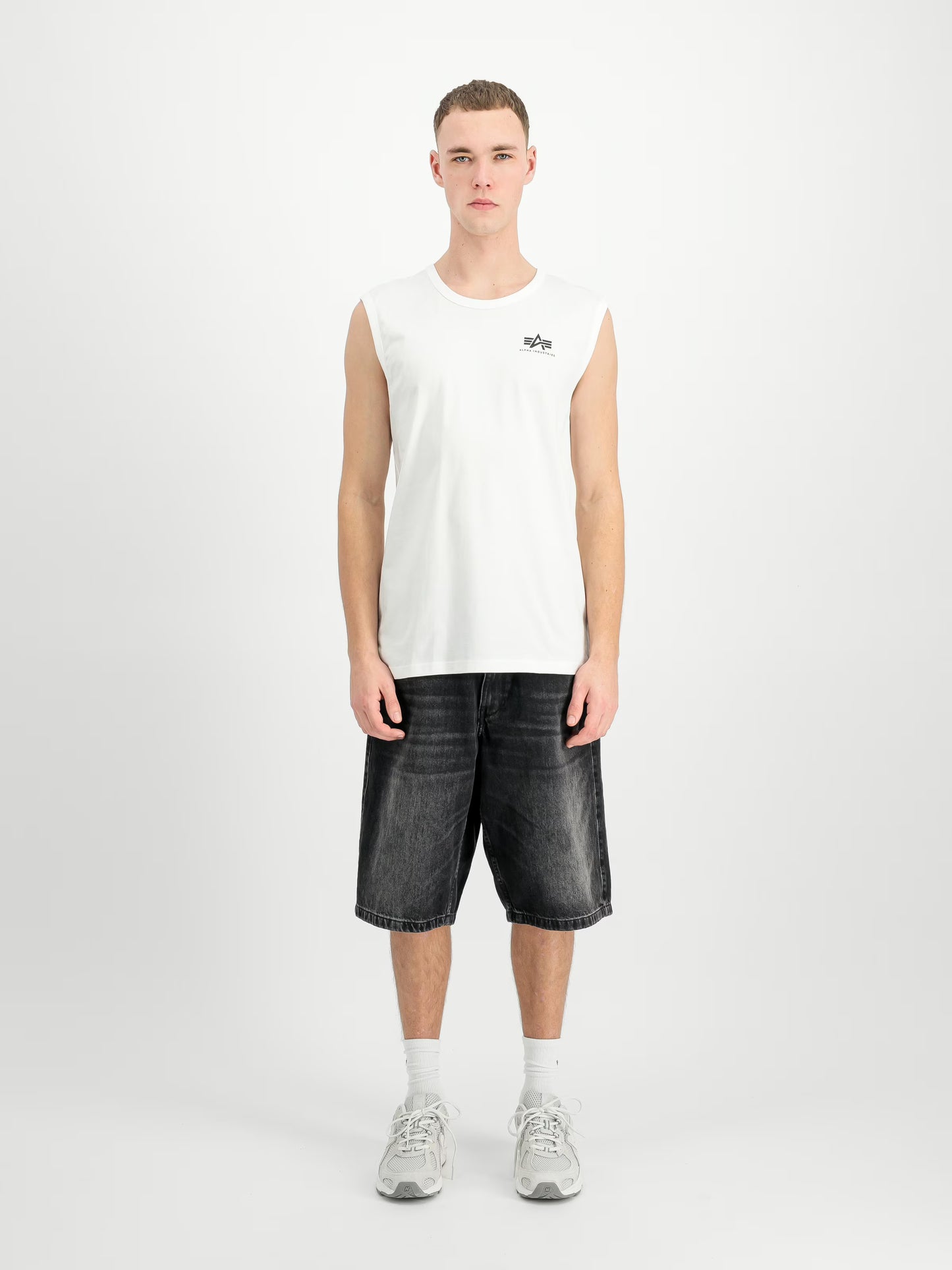 CAMISETA SIN MANGAS "BACKPRINT TANK" - BLANCO - ALPHA INDUSTRIES | 266562