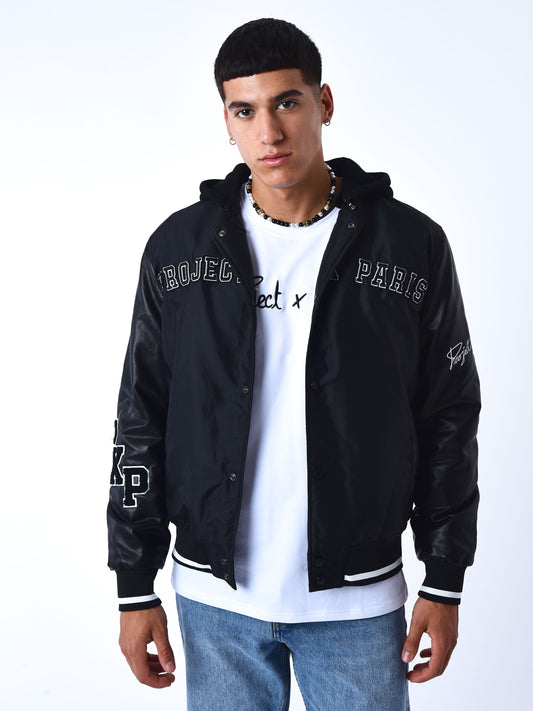 CHAQUETA OVERSIZE ESTILO UNIVERSITARIO CON PARCHES BORDADOS - NEGRO - PROJECT X PARIS |  2230107_BK