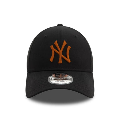 GORRA "NEW YORK YANKEES" LEAGUE ESSENTIAL 9FORTY - NEGRO/MARRÓN - NEW ERA | 60580674