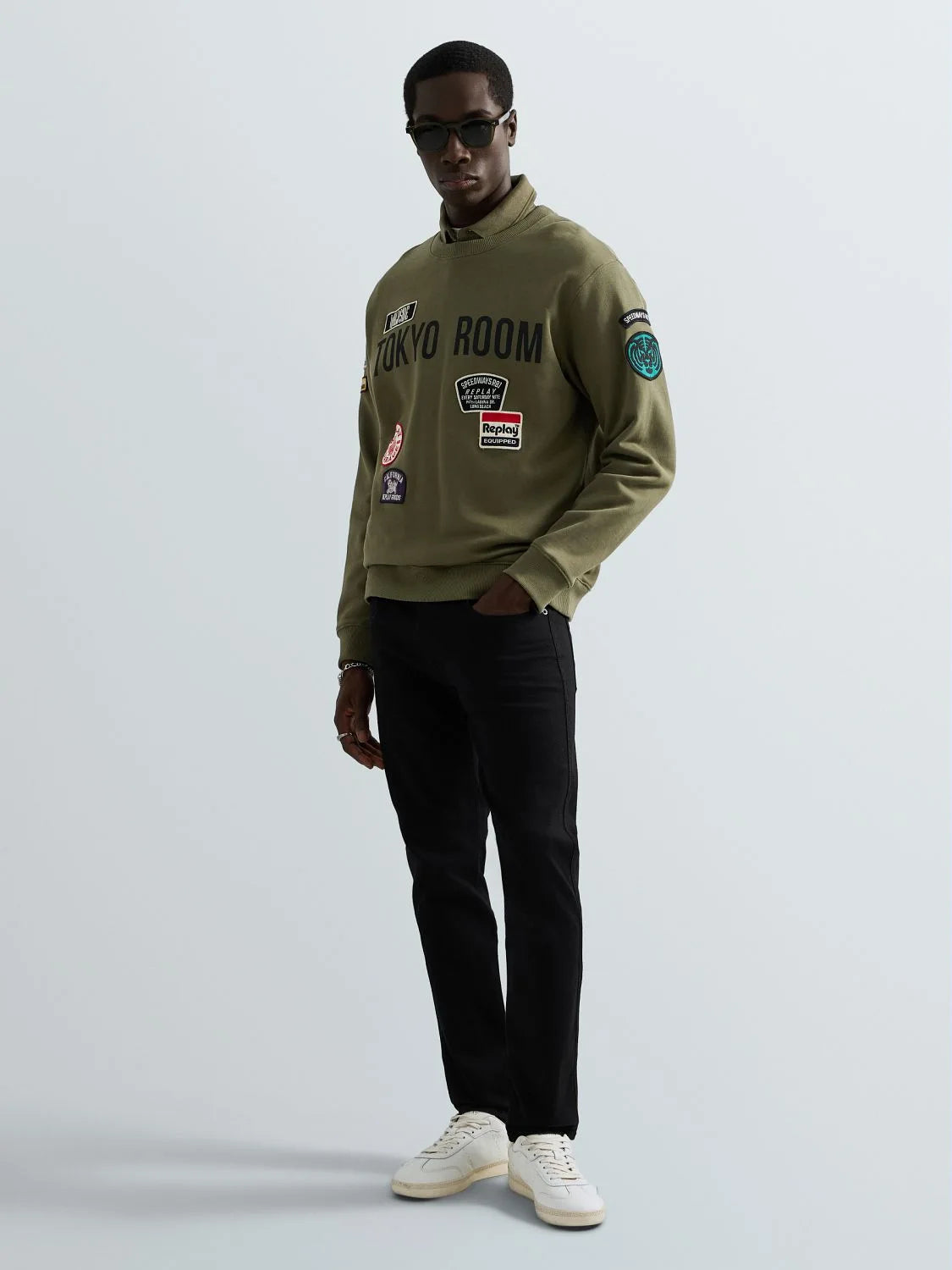 SUDADERA DE ALGODÓN CON PARCHES - VERDE - REPLAY | M13LR .001.7242NW
