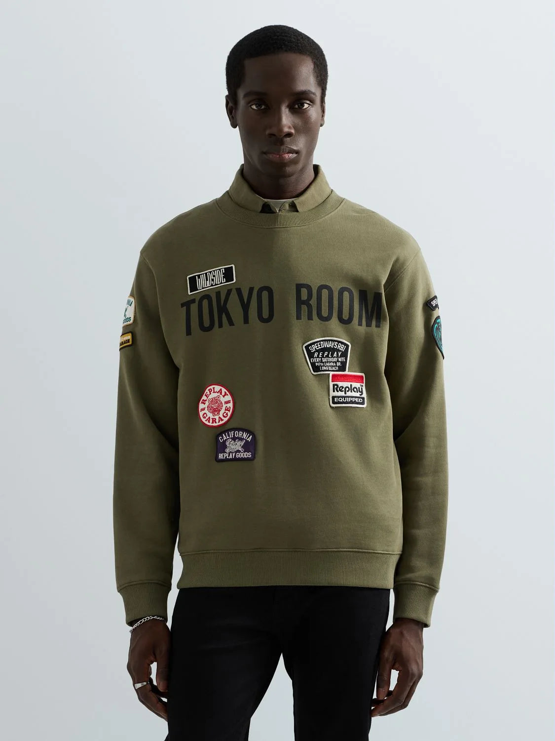 SUDADERA DE ALGODÓN CON PARCHES - VERDE - REPLAY | M13LR .001.7242NW