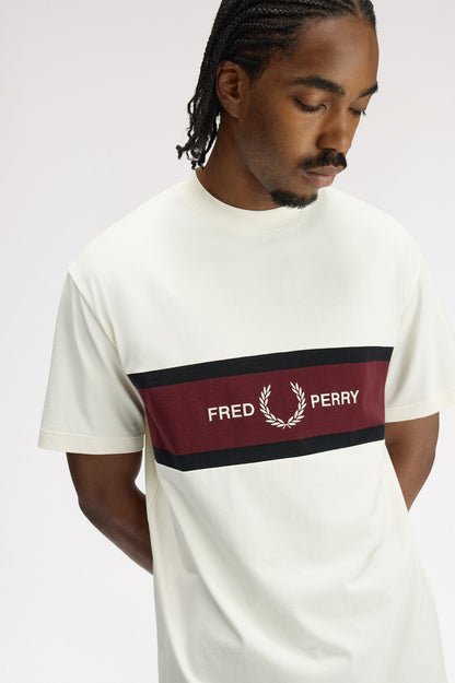 CAMISETA PANEL BORDADO - BEIGE - FRED PERRY | M2405 560