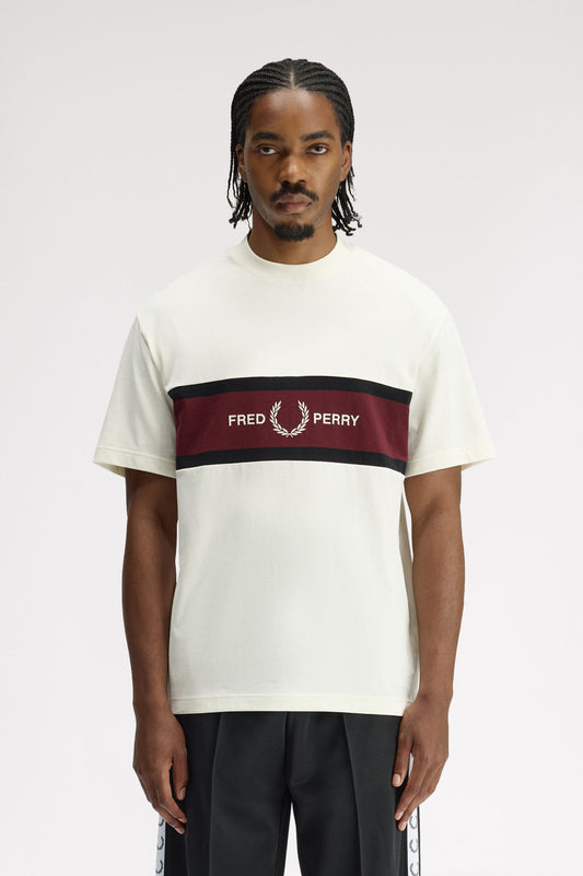 CAMISETA PANEL BORDADO - BEIGE - FRED PERRY | M2405 560