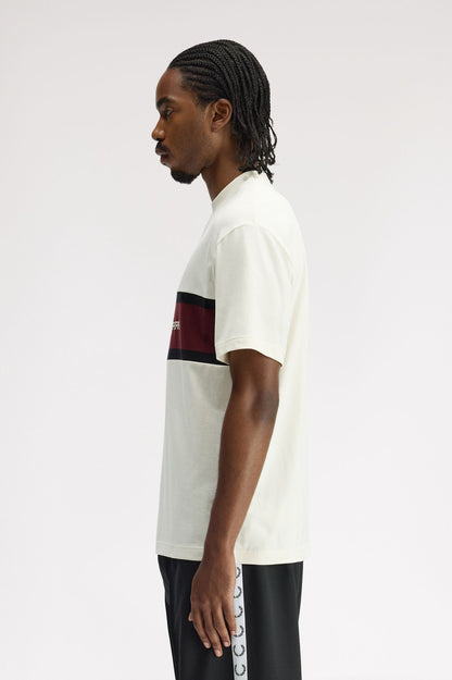 CAMISETA PANEL BORDADO - BEIGE - FRED PERRY | M2405 560