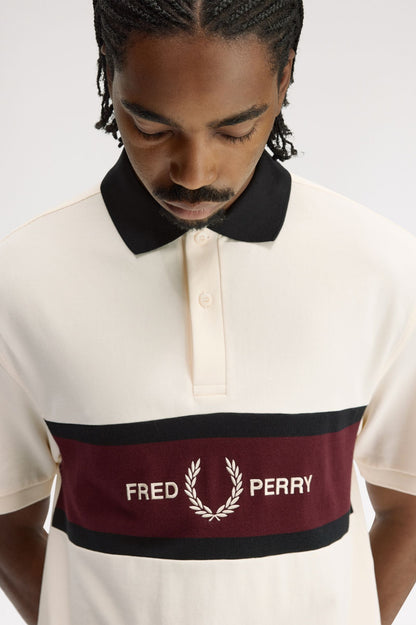 POLO PANEL BORDADO - BEIGE - FRED PERRY | M2421 560