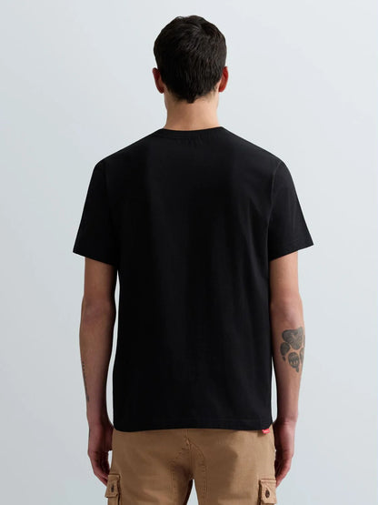 CAMISETA LOGOTIPO R ROJO - NEGRO - REPLAY | M3015 .000.2660