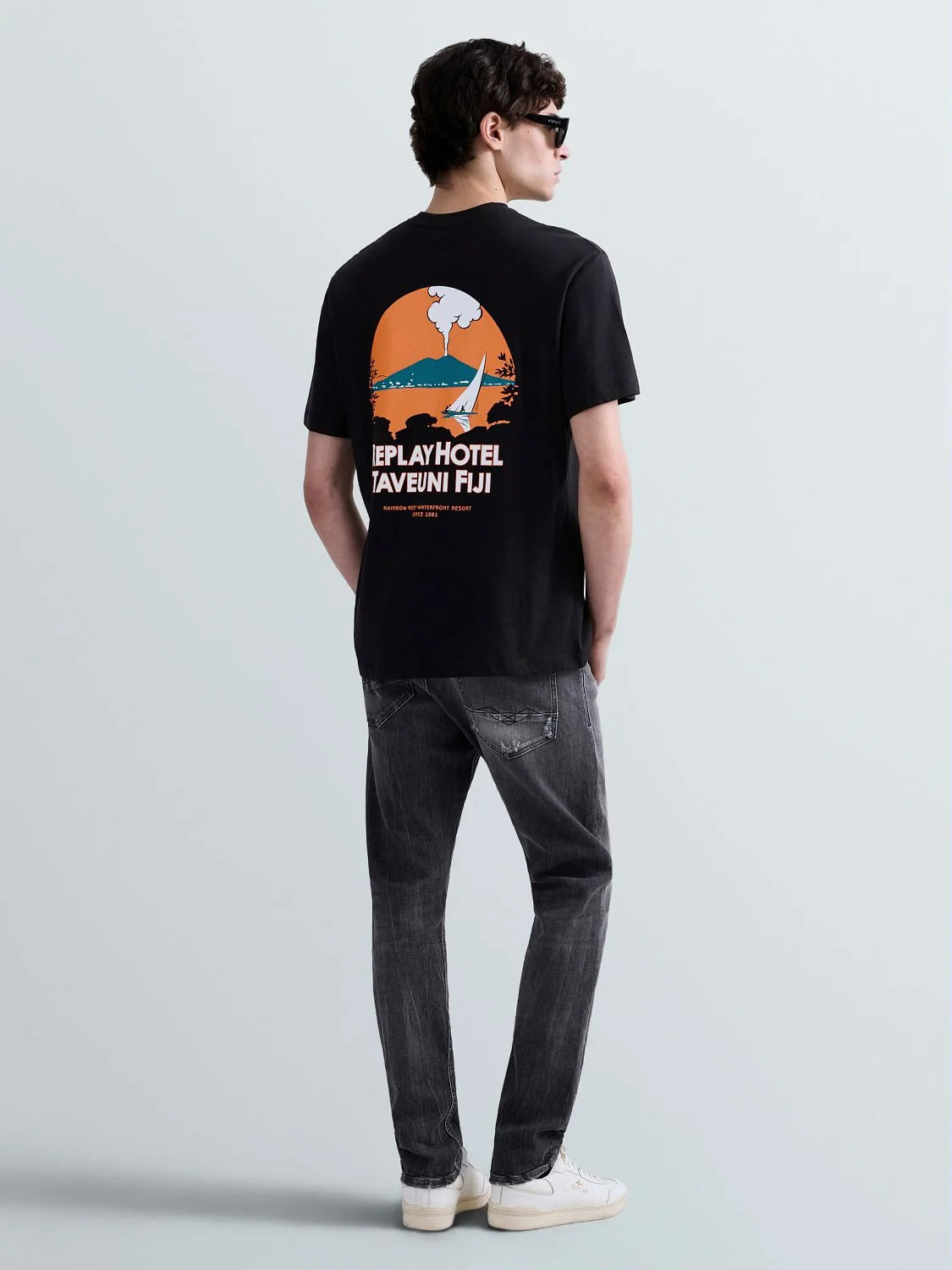 CAMISETA CON ESTAMPADO "FIYI" - NEGRO - REPLAY | M3397 .000.23608P