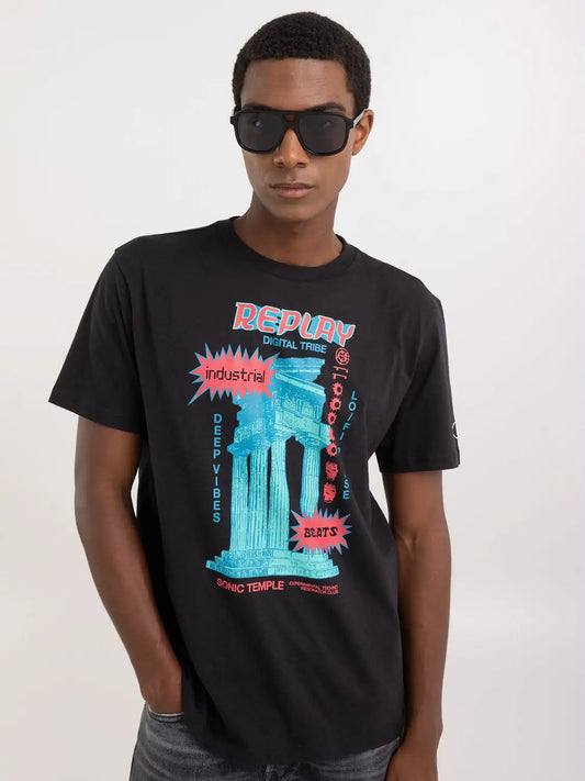 CAMISETA CON ESTAMPADO "DIGITAL TRIBE" - NEGRO - REPLAY | M6843 .000.2660