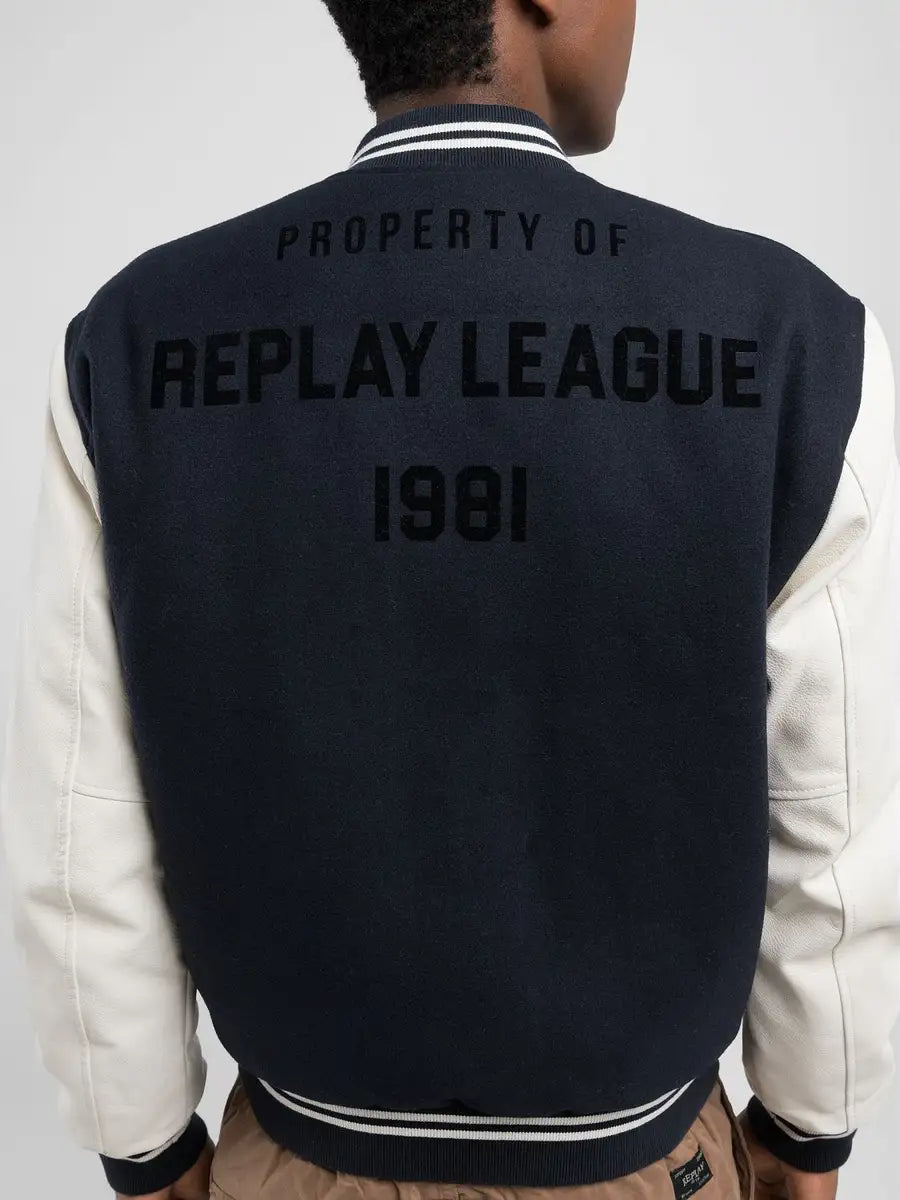 CHAQUETA UNIVERSITARIA CON LETRAS "REPLAY LEAGUE" - AZUL MARINO - REPLAY | M8414.000.84768