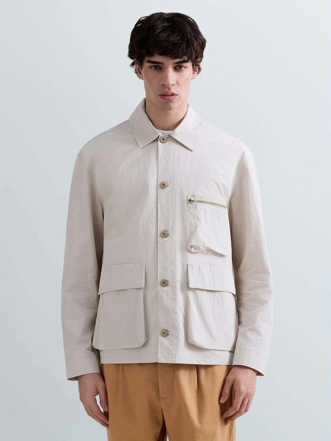 CHAQUETA REGULAR FIT CON BOLSILLOS - BEIGE - REPLAY | M8521 .000.85520