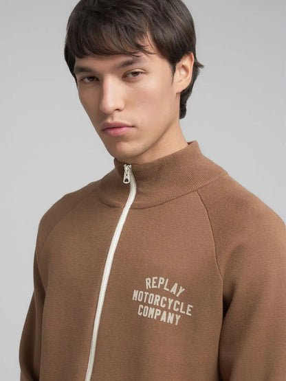 SUDADERA DE PUNTO CON CREMALLERA COMPLETA Y CUELLO ALTO - TABACO - REPLAY | UK4880.000.G23896