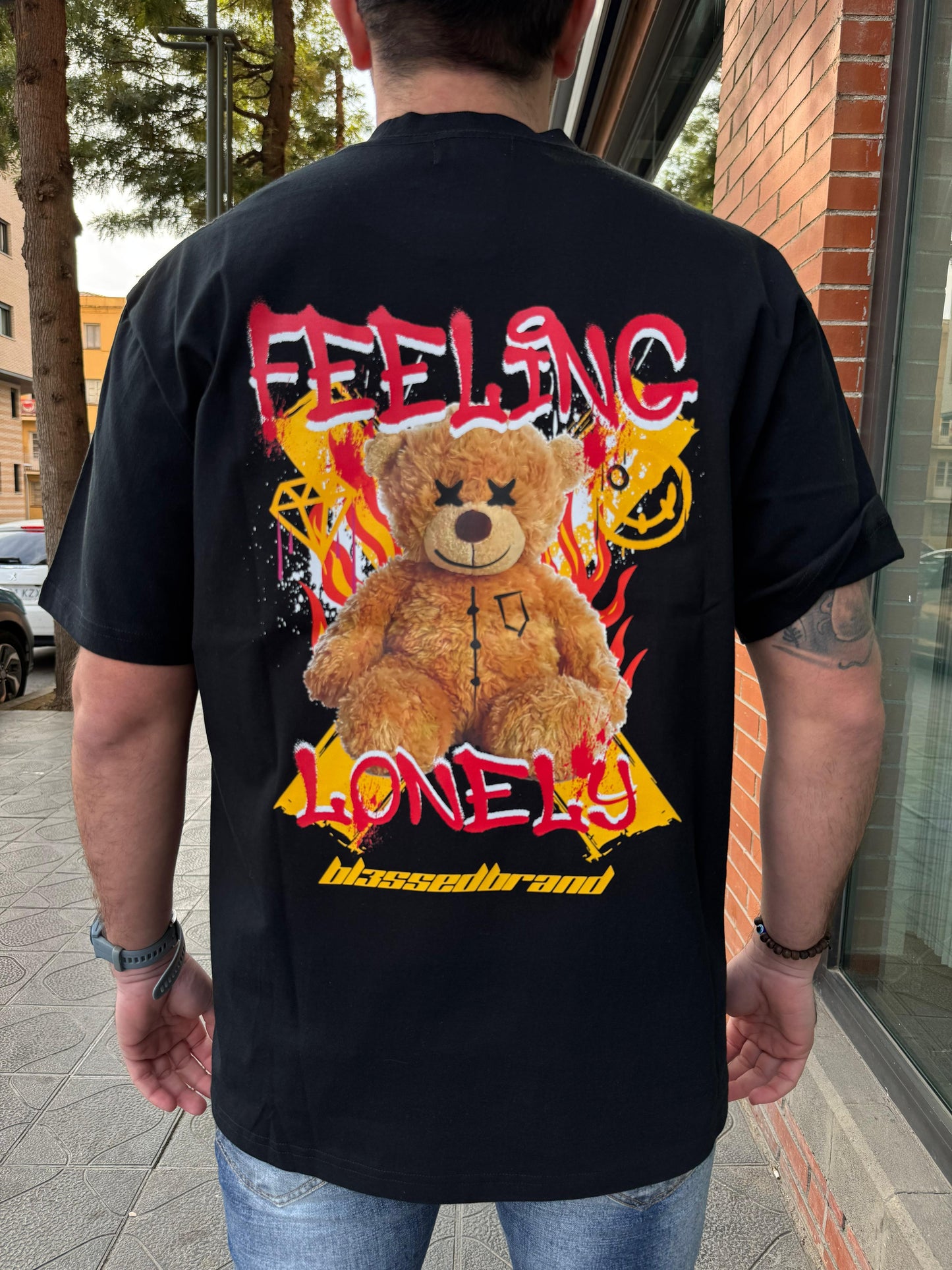 CAMISETA "FEELING  LONELY" - NEGRO - BLESSED BRAND