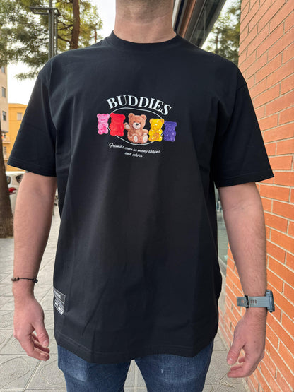 CAMISETA "BUDDIES GOLOSINA" - NEGRO - BLESSED BRAND