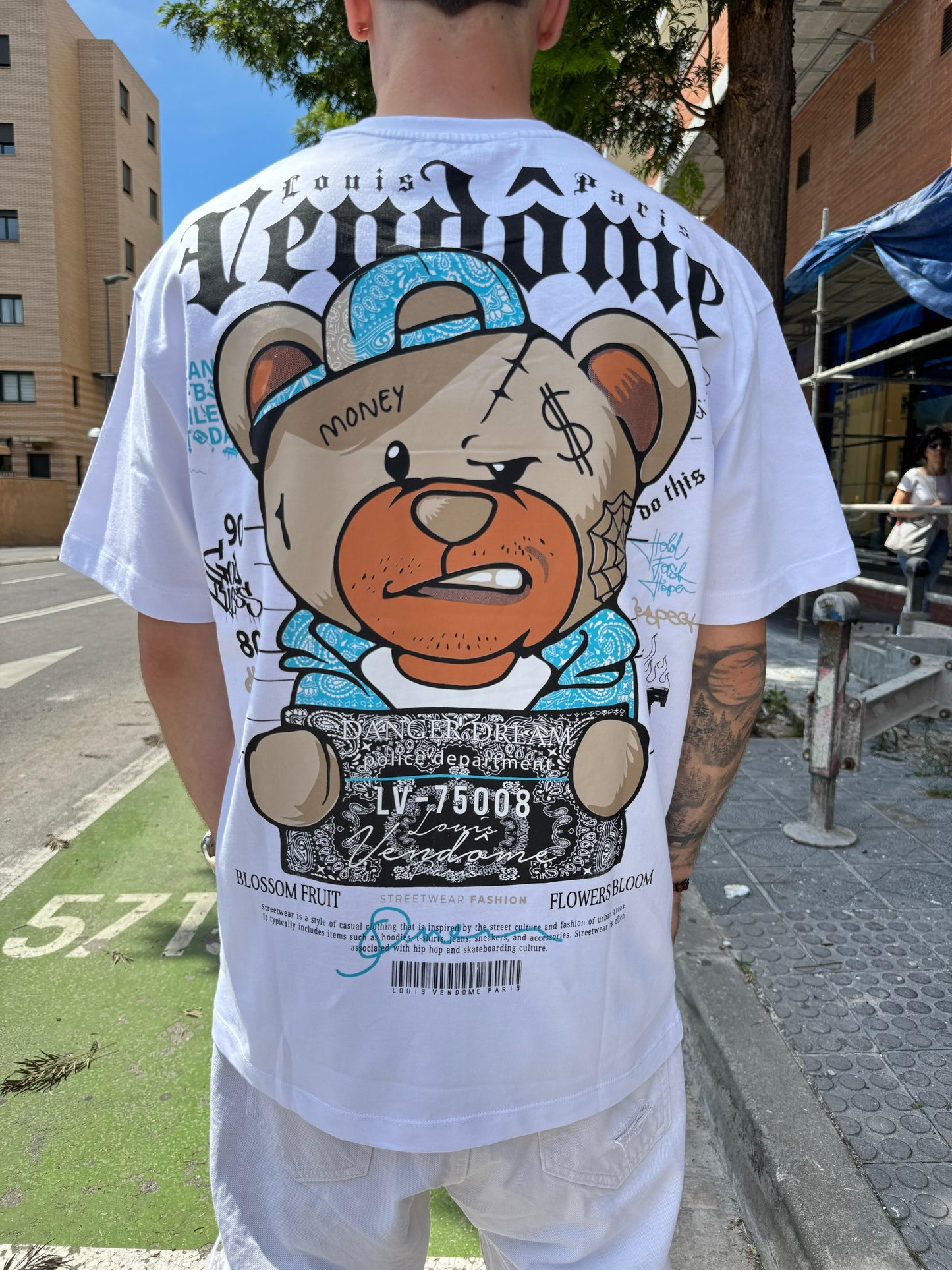CAMISETA "DANGER DREAM" - BLANCO - LOUIS VENDOME PARIS | LV L80