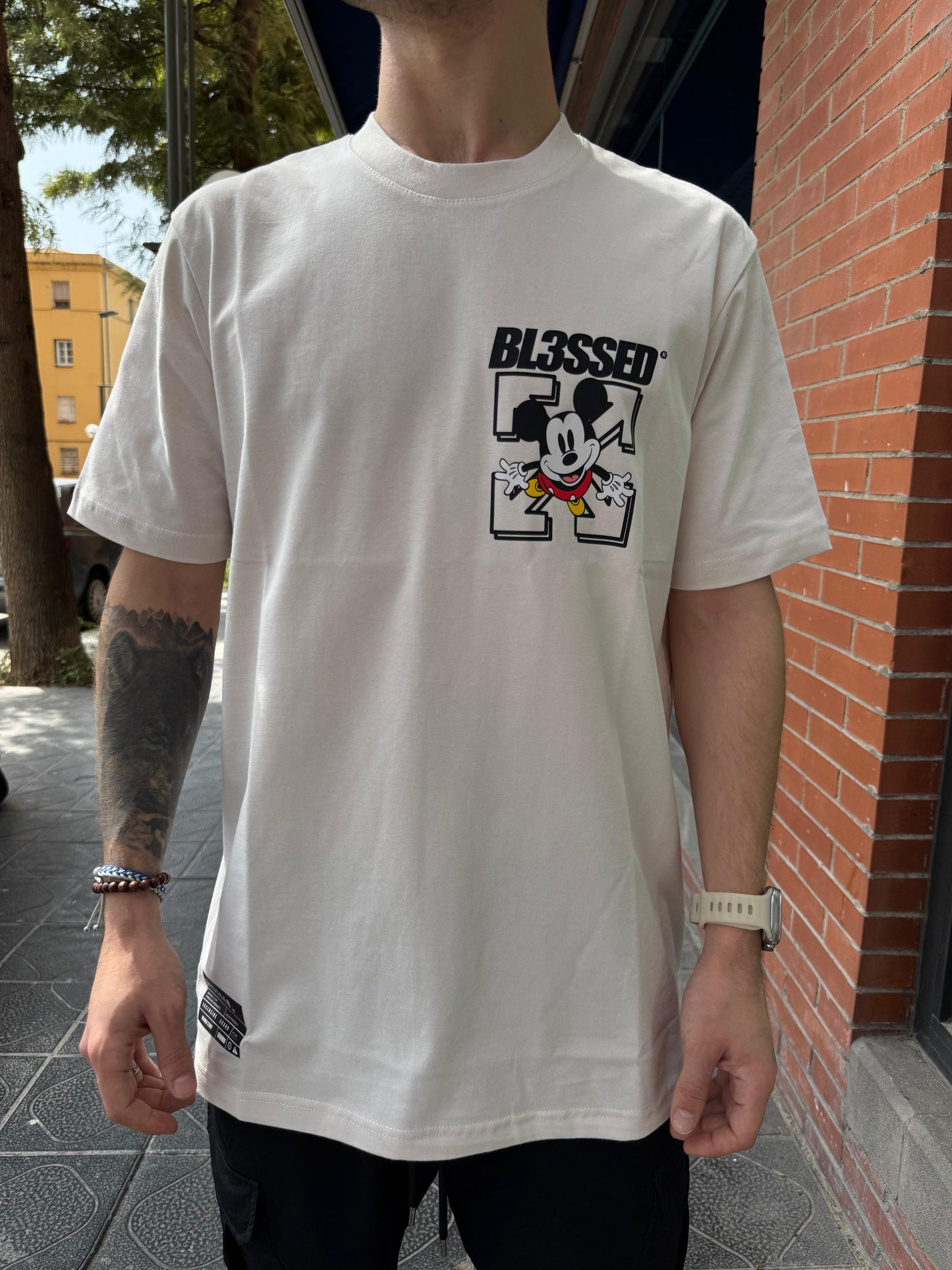 CAMISETA "MICKEY" - BEIGE CLARO - BLESSED BRAND