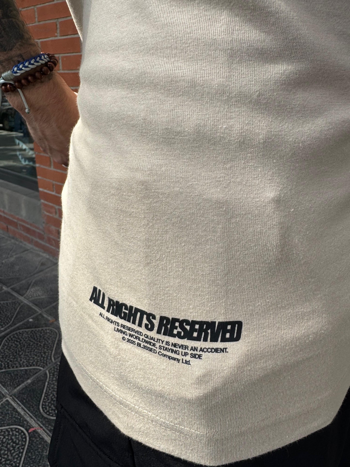 CAMISETA "INFLUENCER BART" - BEIGE - BLESSED BRAND