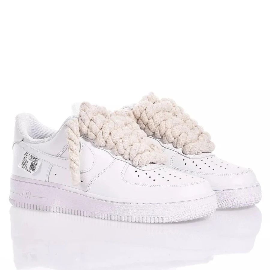 ZAPATILLAS NIKE AIR FORCE 1 "BOOM LACES" - BLANCO/BEIGE - NIKE | 2.0000000235