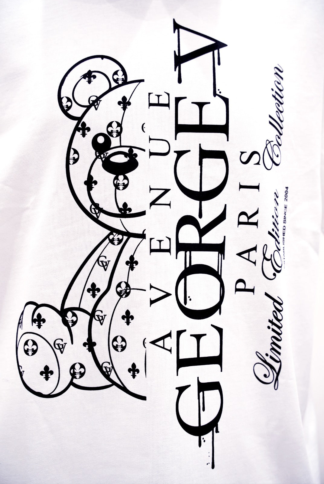 CAMISETA "HALF BEAR" - BLANCO - AVENUE GEORGE V PARIS | GV-5112