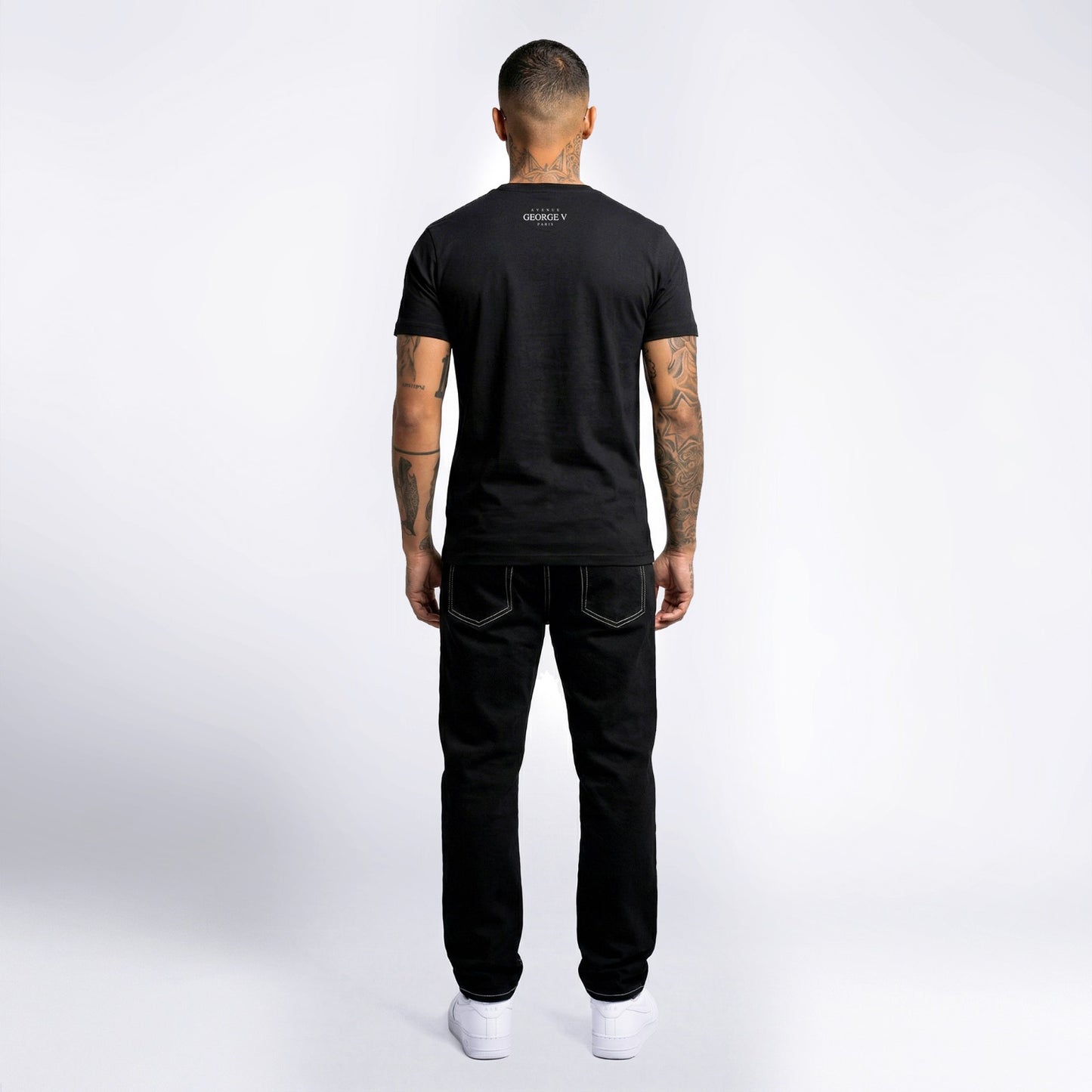 CAMISETA "HALF BEAR" - NEGRO - AVENUE GEORGE V PARIS | GV-5112