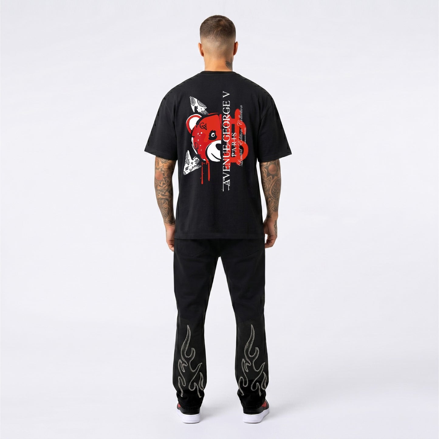CAMISETA "FASHION BEAR" - NEGRO/ROJO - AVENUE GEORGE V PARIS | GV-5113